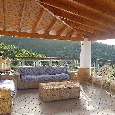 Villa Eos Gaios Exterior photo